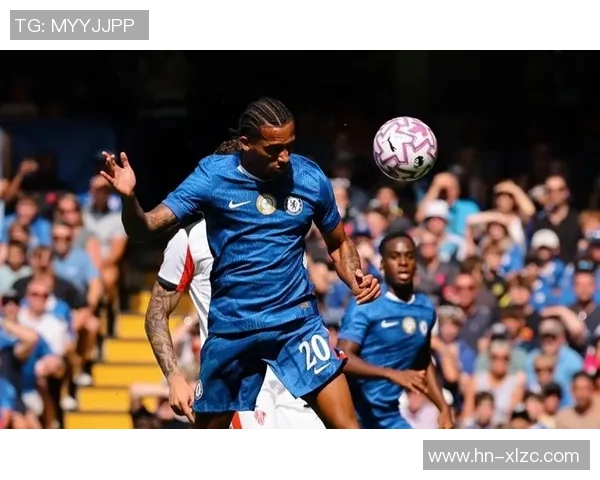 友谊赛精彩回顾:那不勒斯小胜多特蒙德引发全场热烈反响 友谊赛精彩回顾:那不勒斯小胜多特蒙德引发全场热烈反响