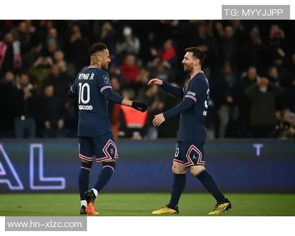 欧联杯精彩对决巴黎圣日耳曼逆转里昂绝杀瞬间引发全场狂欢