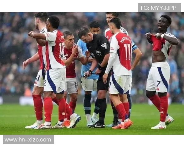 那不勒斯逆转曼城4-0引发争议判罚全场沸腾的精彩瞬间